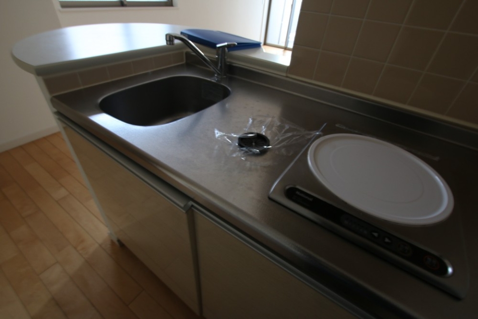 渡り廊下1つ目の部屋。子供部屋に最適。