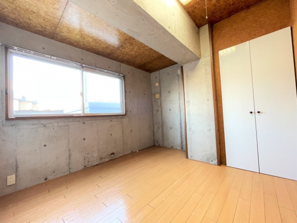 5.5帖の洋室。