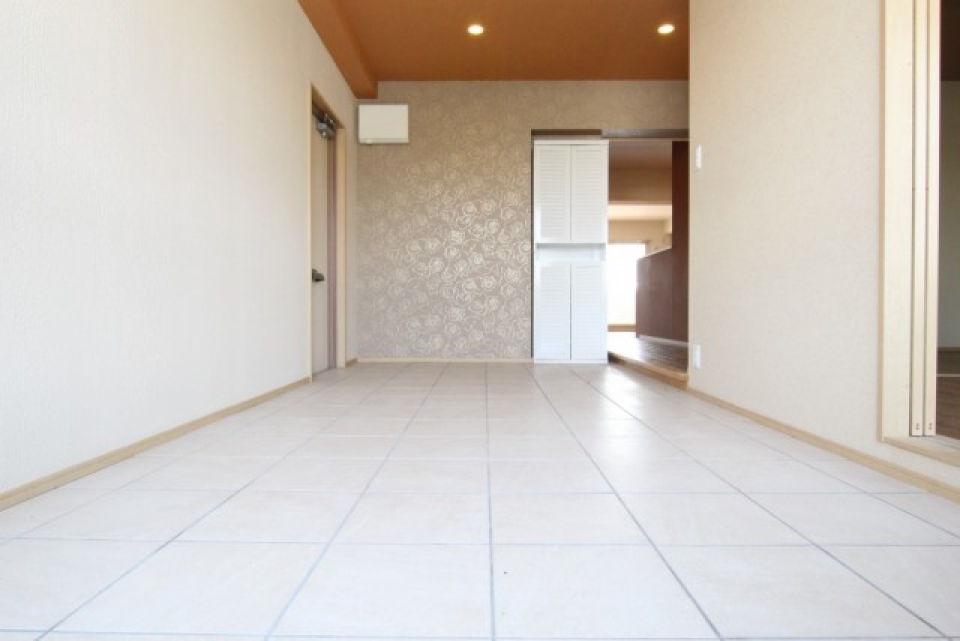 5帖の土間空間、あなたなら部屋仕様？それとも物置仕様？