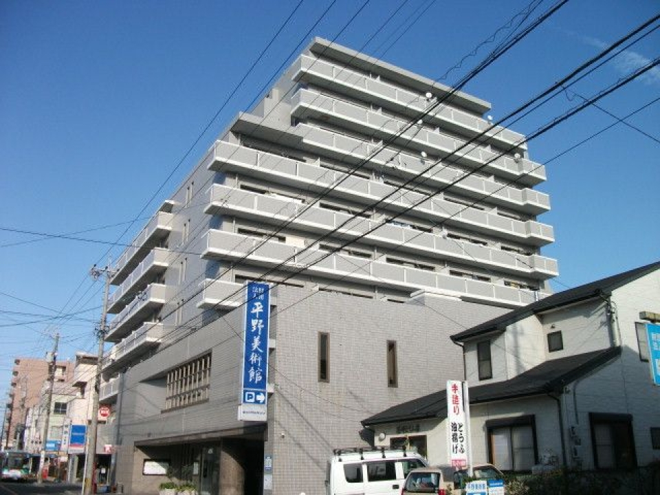 重厚感のある外観ですね