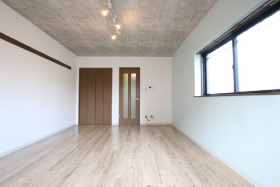 お部屋は広々11帖