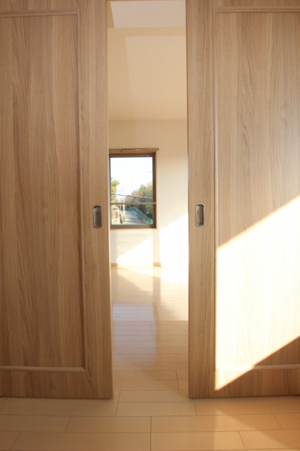 やはりこの部屋の特徴はこの引き戸。