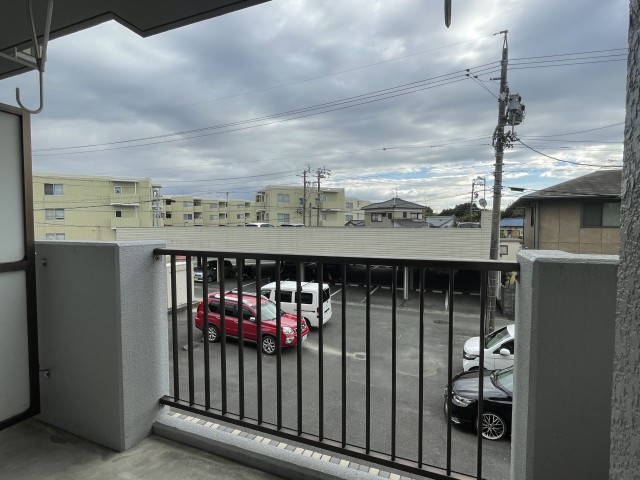 南側を遮る建物などはないので洗濯物もよく乾きそう