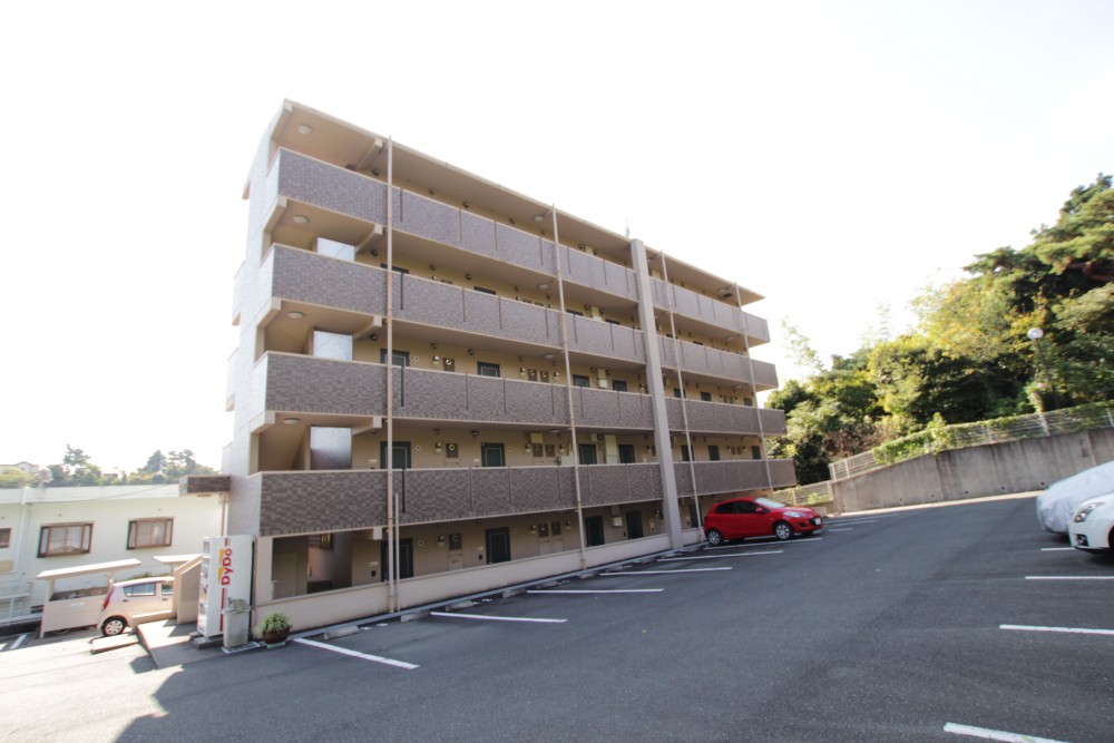5階建てですね。