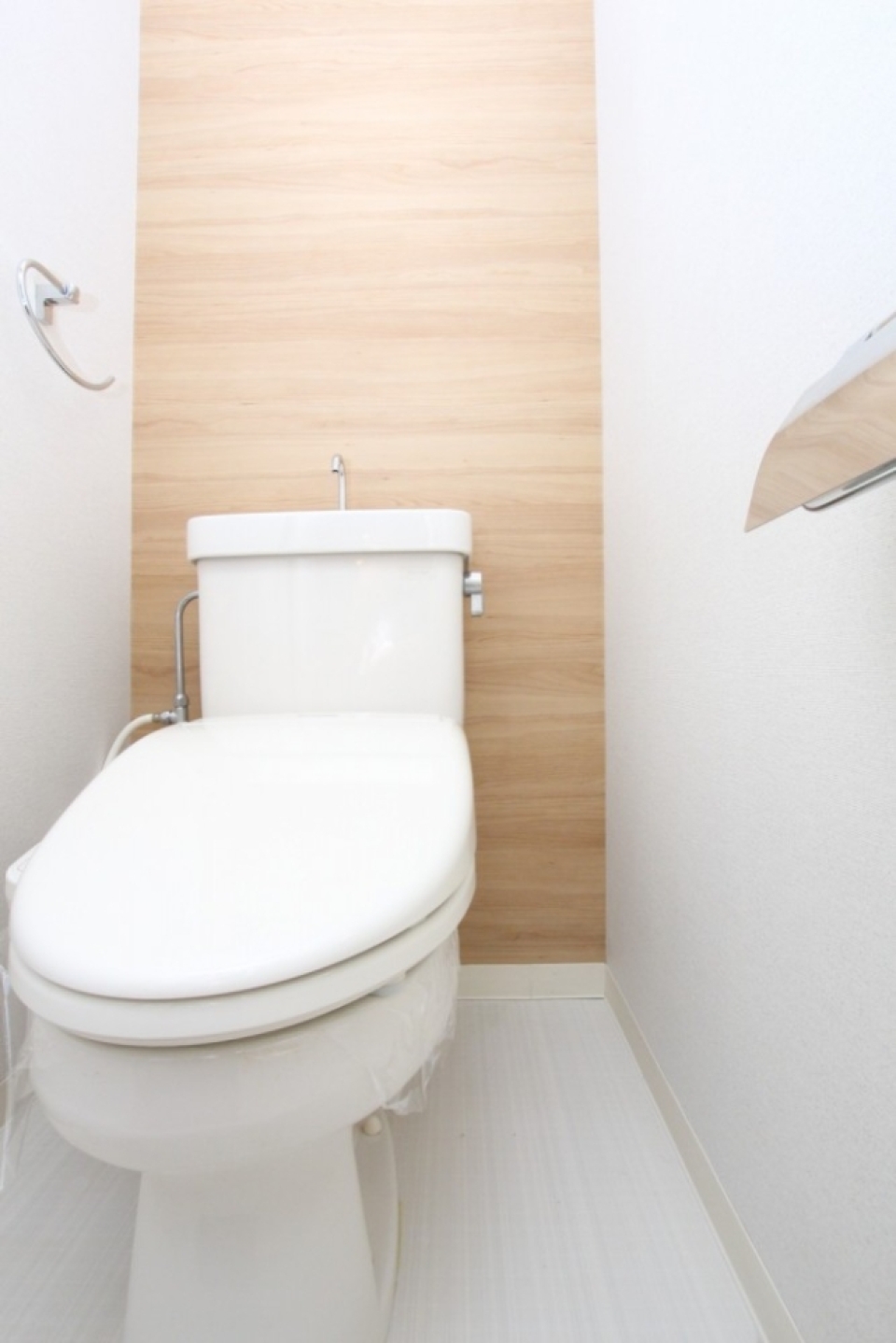 トイレにアクセントウォール！