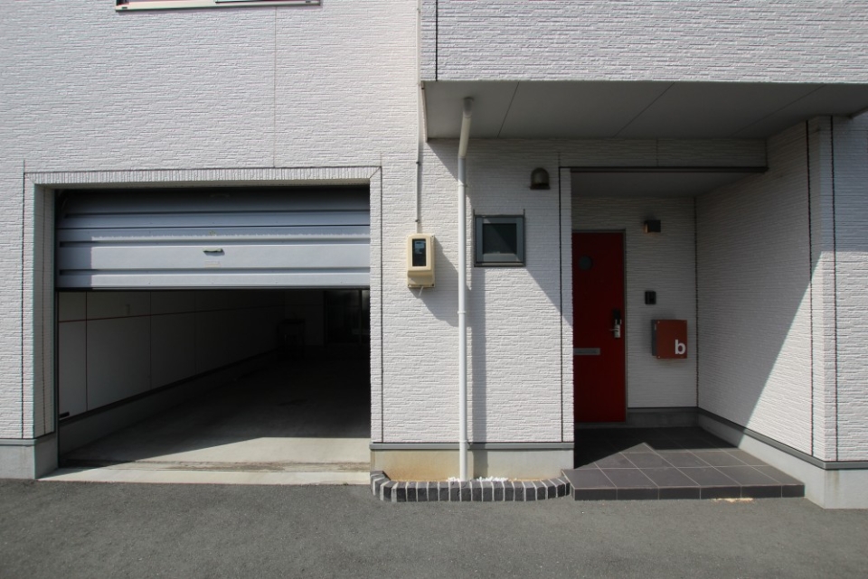 ※同型タイプの写真を使用中。
