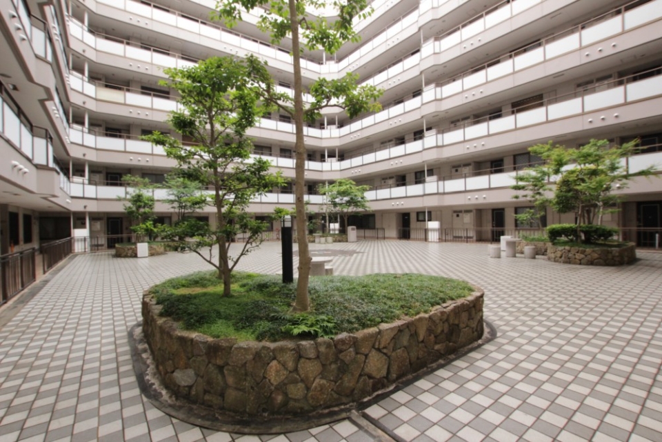 9階の空中庭園。広い！