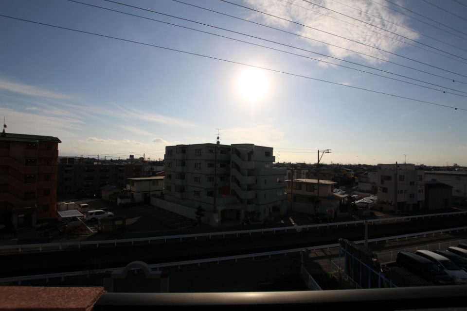 ４階のお部屋だからこそ日当たりの心配全くナシ。