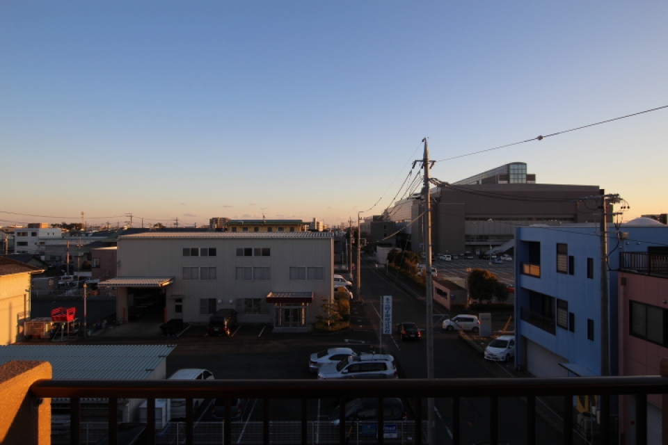 室内からの眺め夕焼けバージョン。