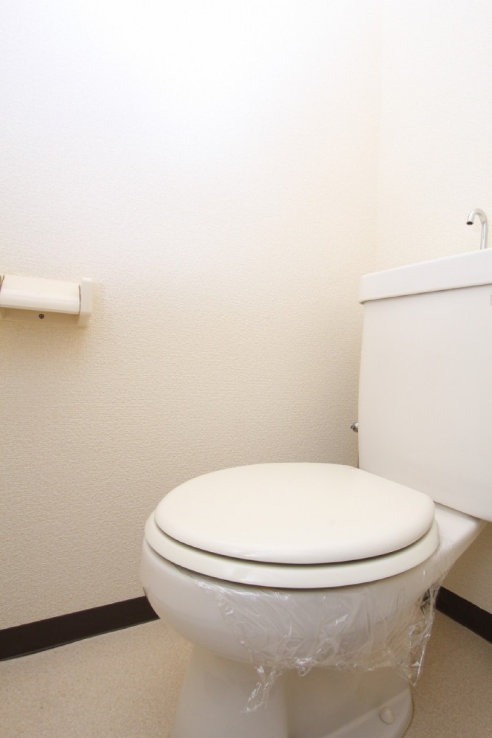 コンパクトなトイレです。まるっこくてかわいい！