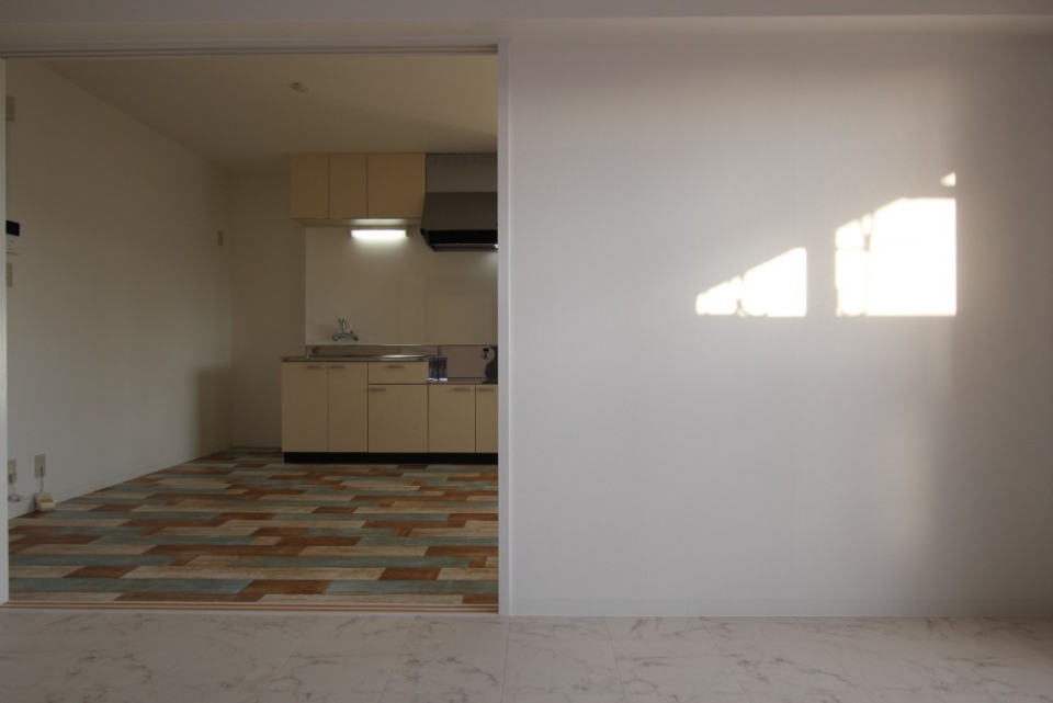 隣合わせのお部屋ここまで違う雰囲気。
