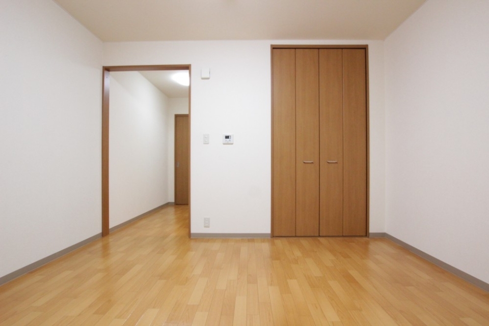 キッチン側と段差もなくつながってます。