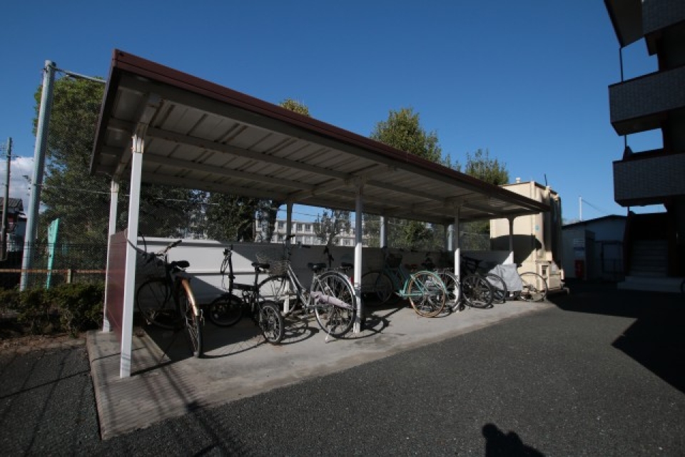 駐輪場。