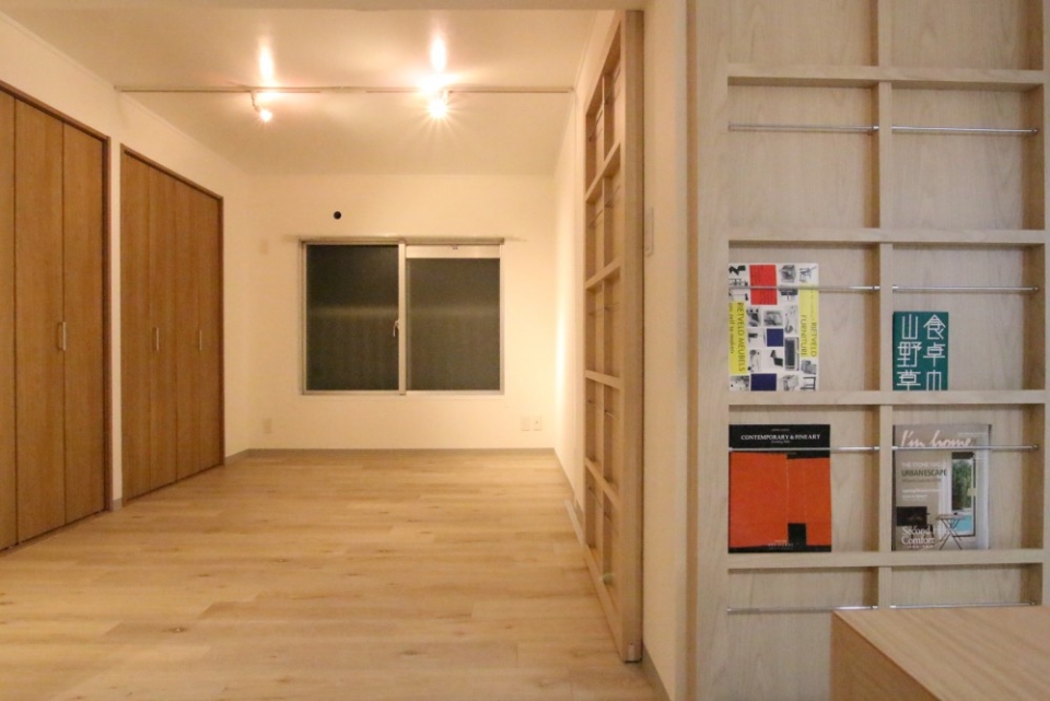 引き戸を開けば一つのお部屋としても活用できる。