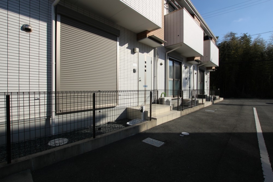計3戸のこじんまりした物件です。