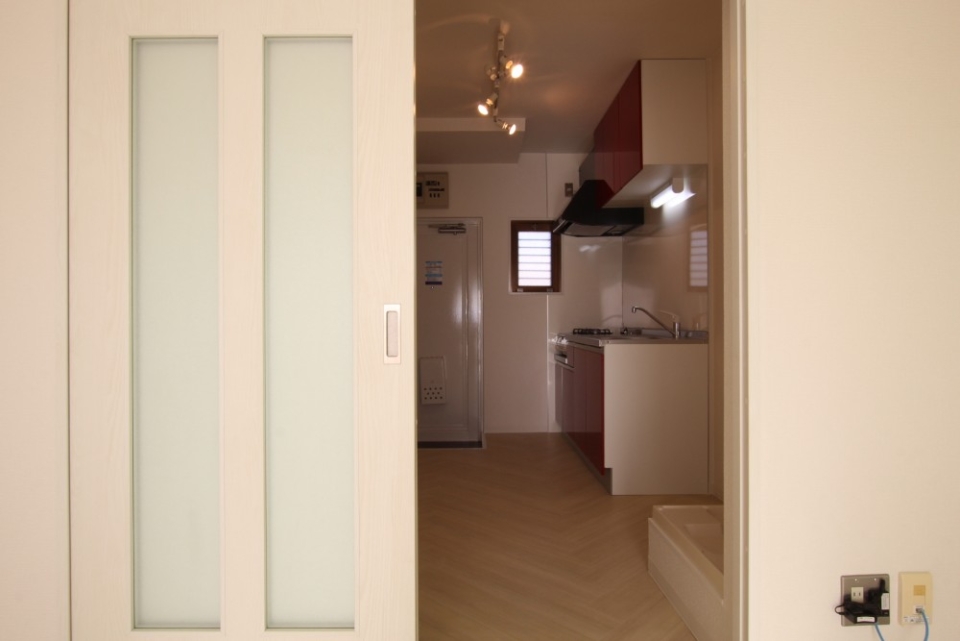 室内の建具も一新。