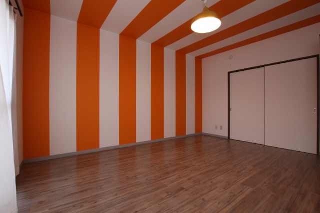 ２つの色がマッチし爽やかなイメージのお部屋です。