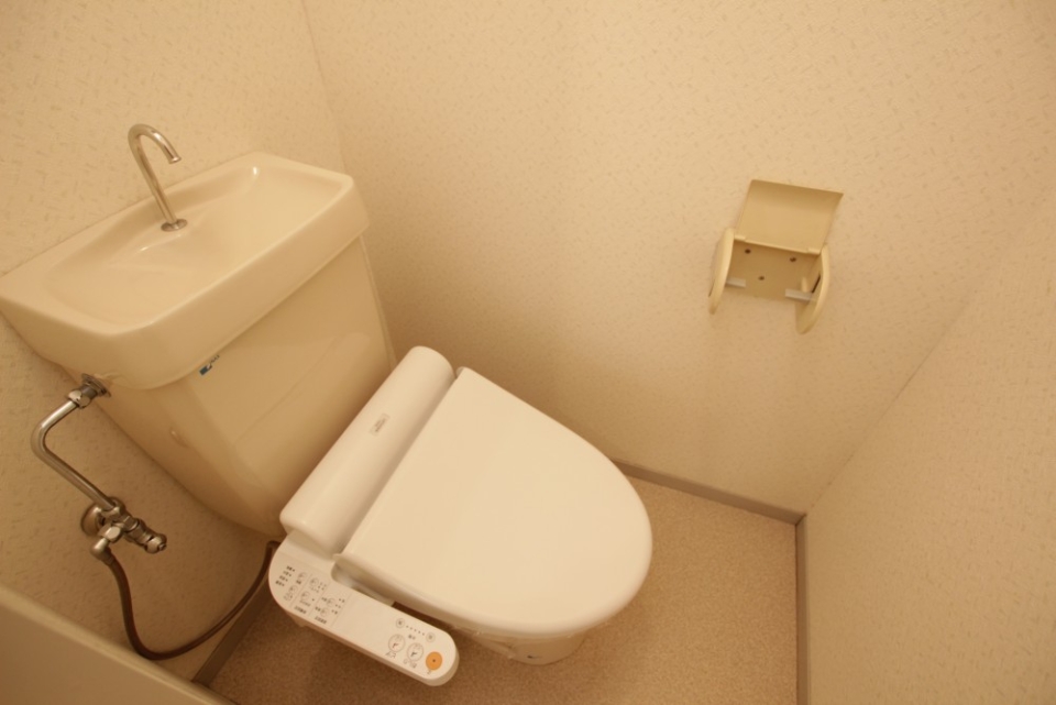 トイレはウォシュレット。