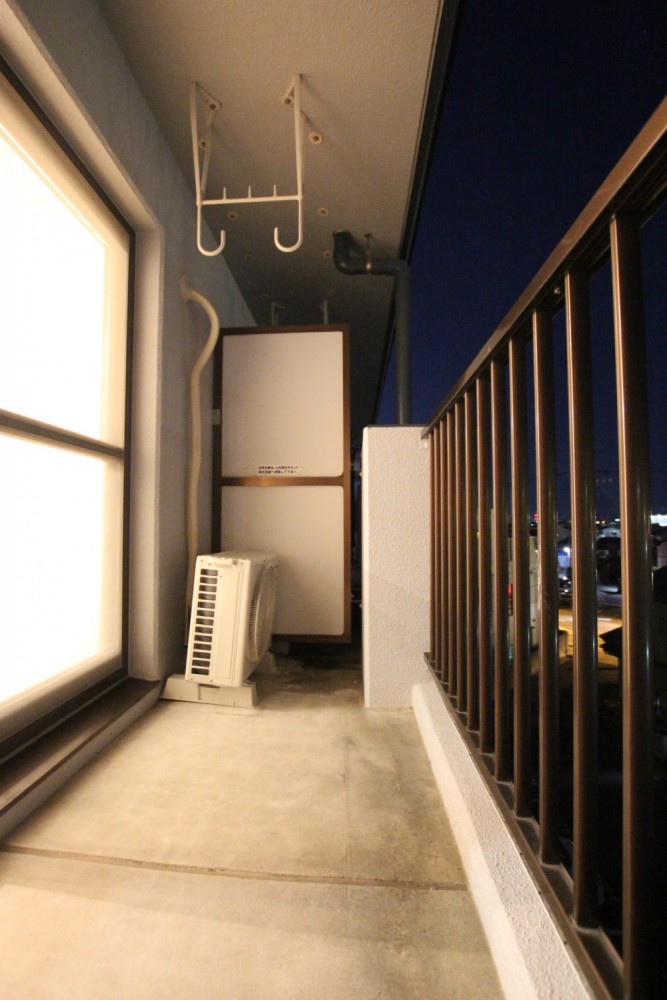 マンションタイプだからバルコニーも広い。