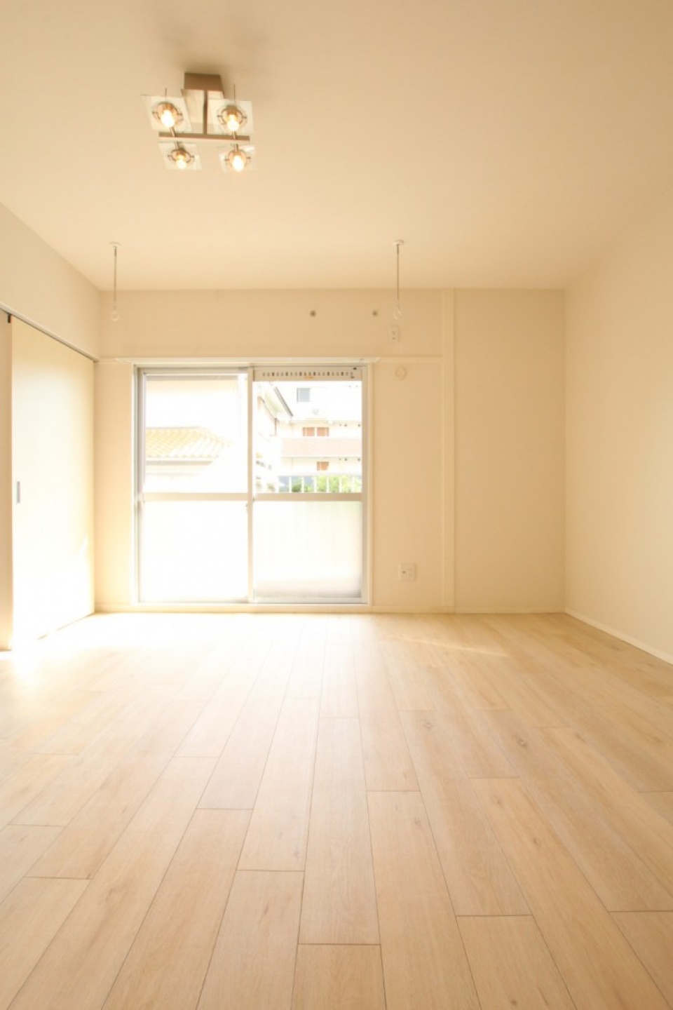 心が無になりそうな真っ白なお部屋。