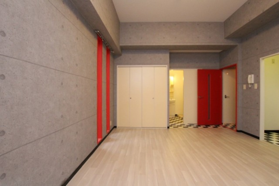 コンクリート打ちっぱなし風のデザインのお部屋。