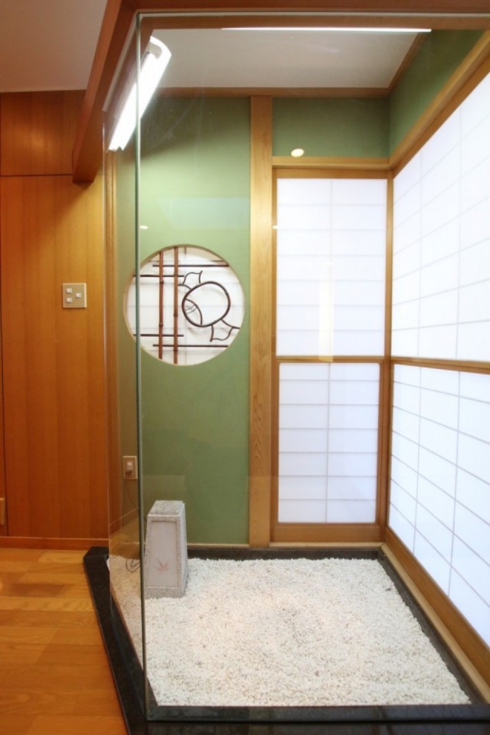 中庭ですって。もう旅館ですわ(笑)