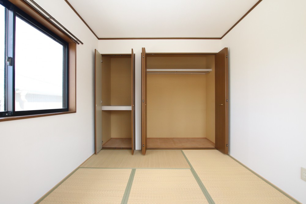 和室の収納が一番大きいです。