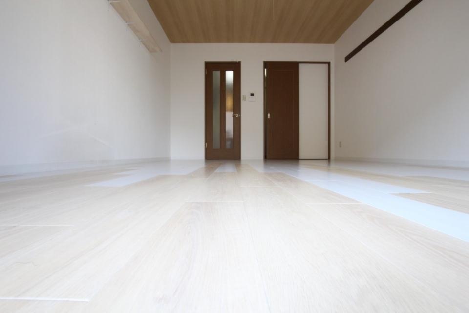 お部屋のフローリングの様子