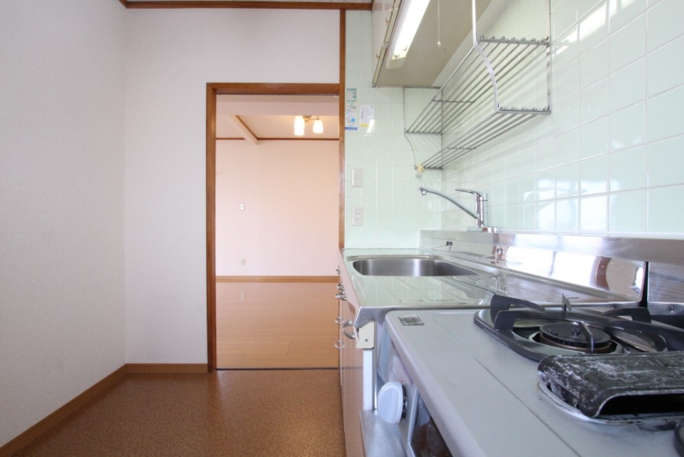 キッチンは仕切られたプライベート仕様。
