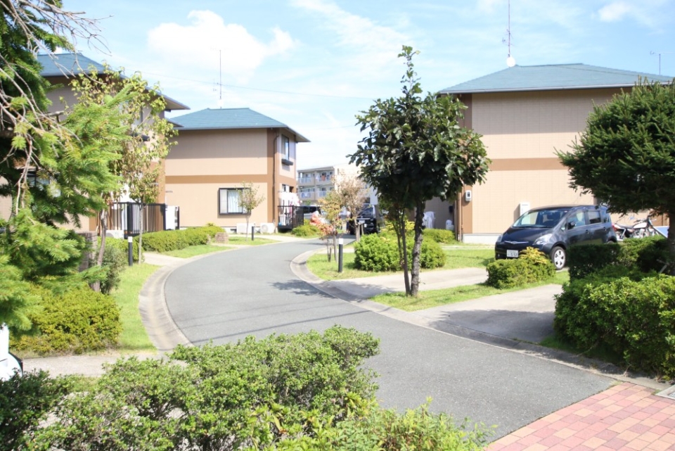 街並みが素敵なタウンハウスにある物件。