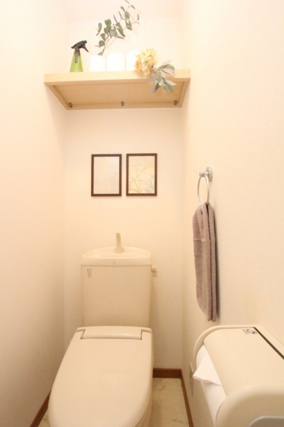 もちろんトイレ内のモノだって...。
