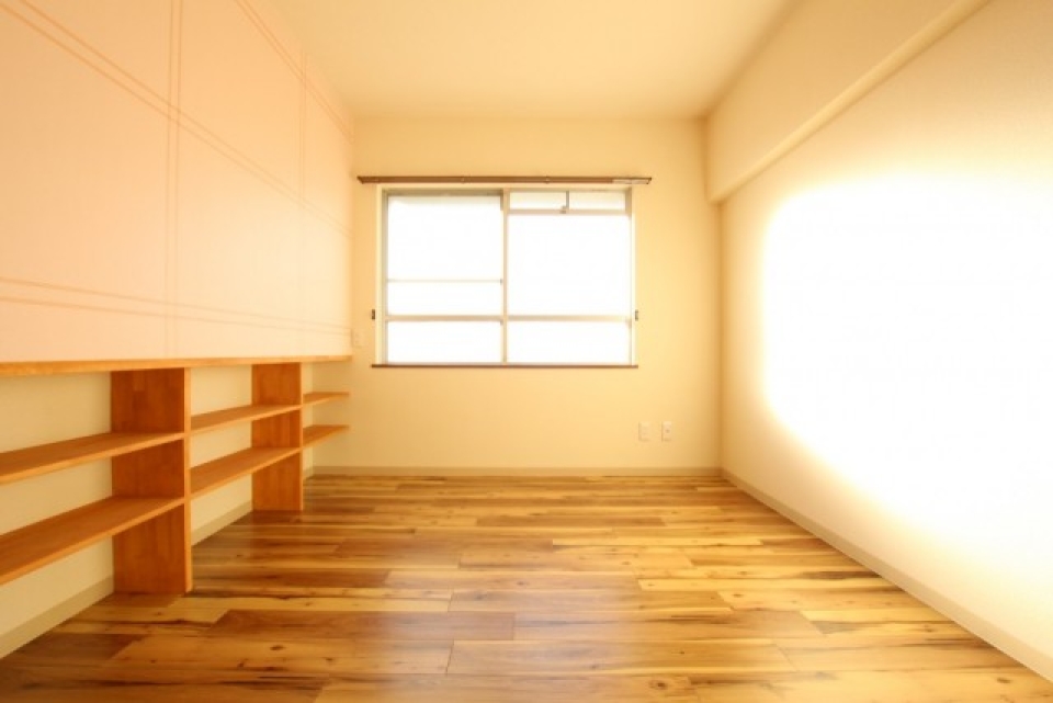 んん～、何に使おうかこのお部屋。
