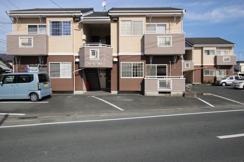 4戸イチの建物、どのお部屋でも角部屋！！。