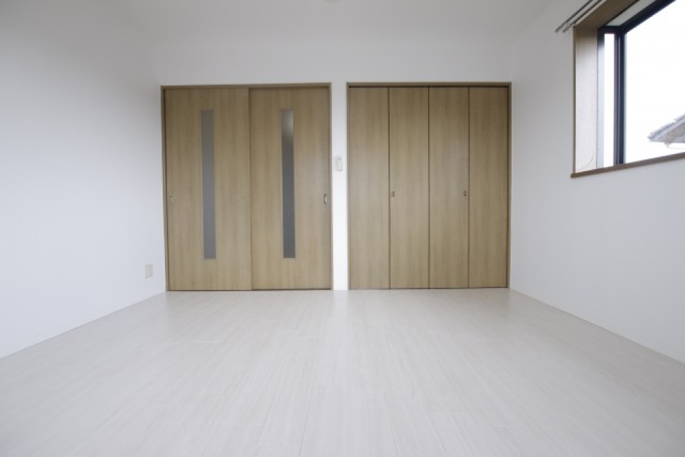 白を基調としたお部屋です
