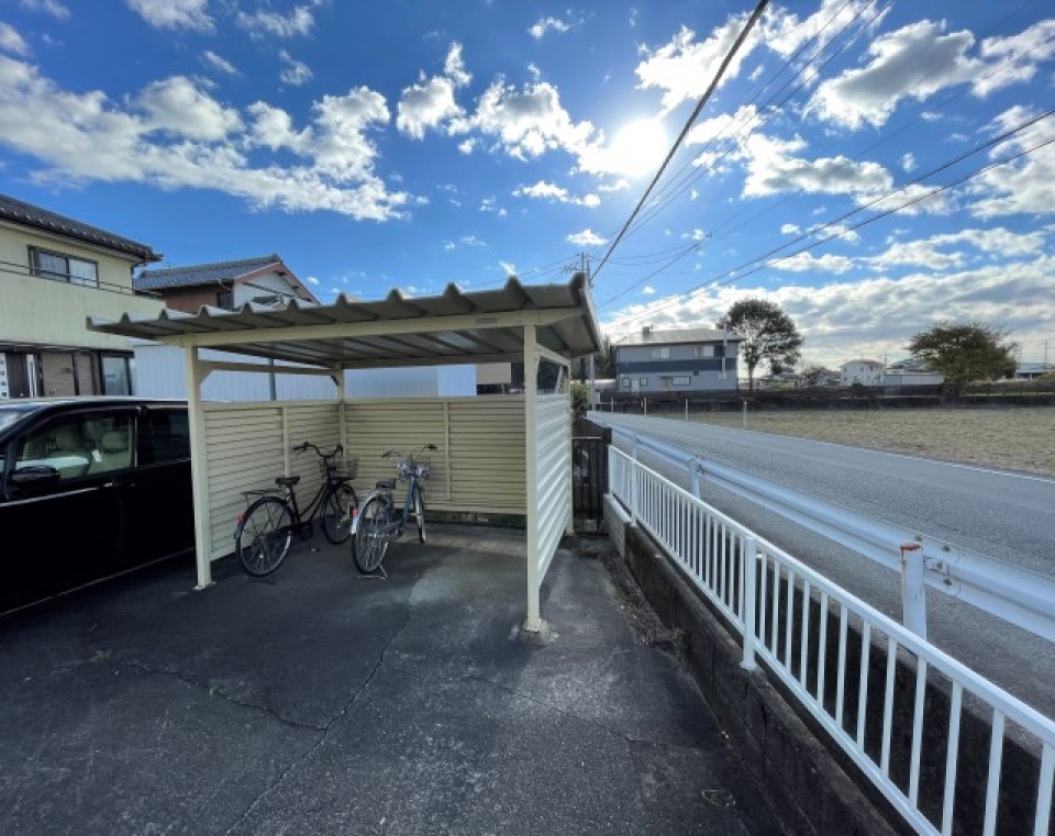 屋根付きの駐輪場