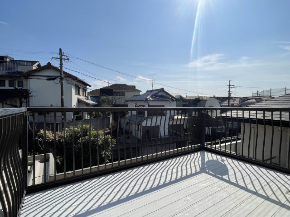 広すぎるバルコニー！