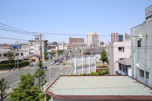 JR浜松駅・夜の歓楽街も徒歩圏内。