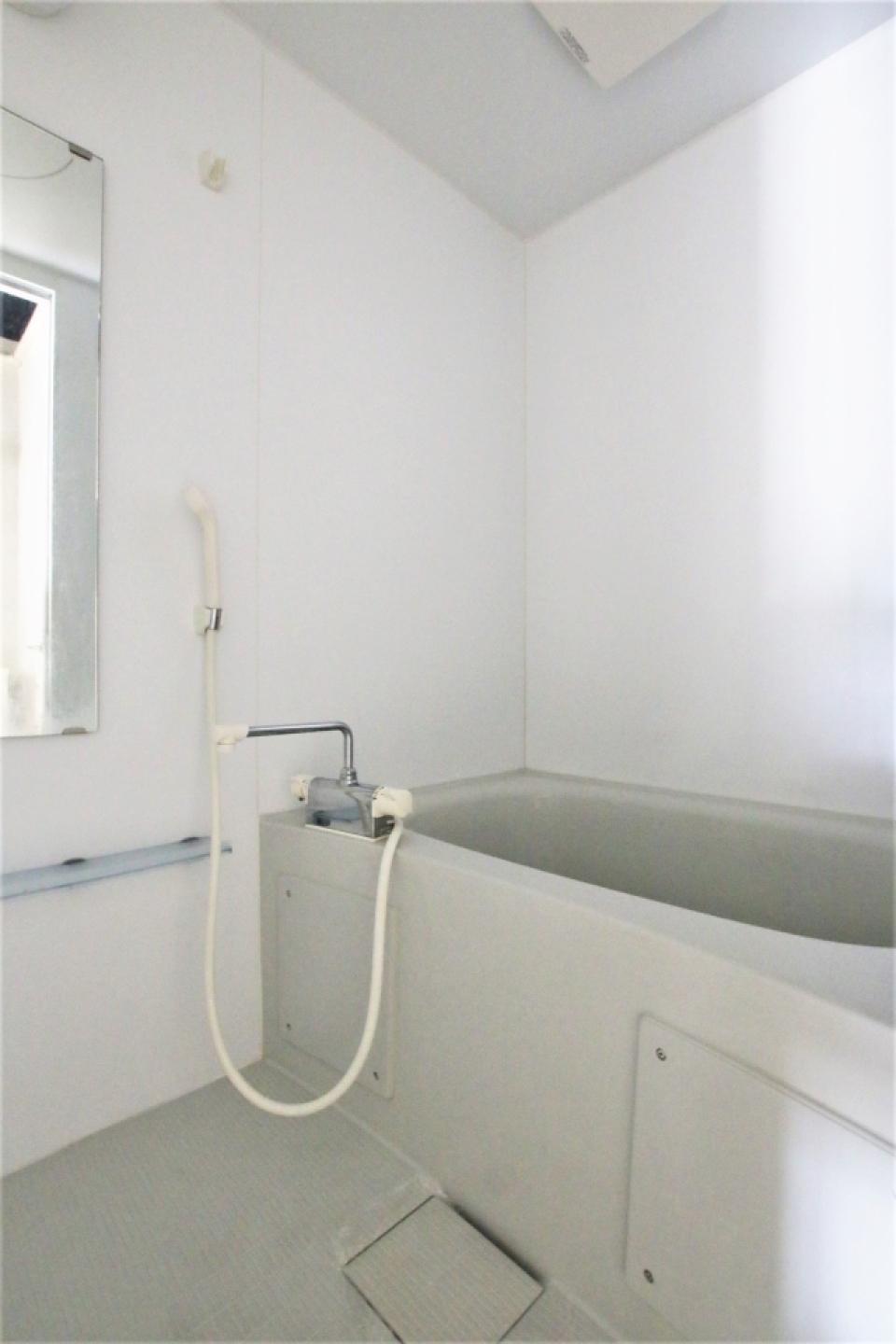 お風呂とトイレは独立されてます。