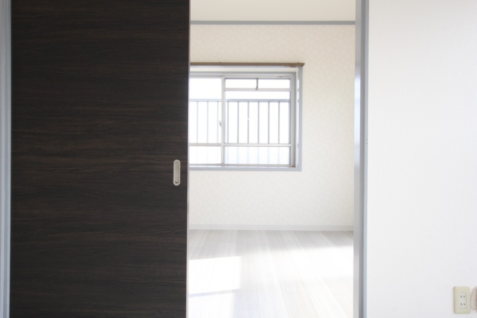 建具も一新されている。