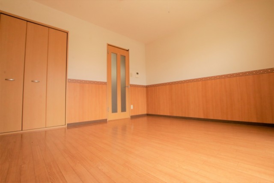 角が無く使いやすいお部屋