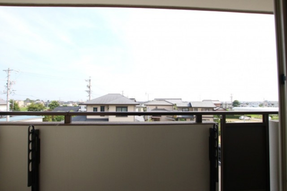 外の風景は田園と閑静な住宅街。スローライフ。
