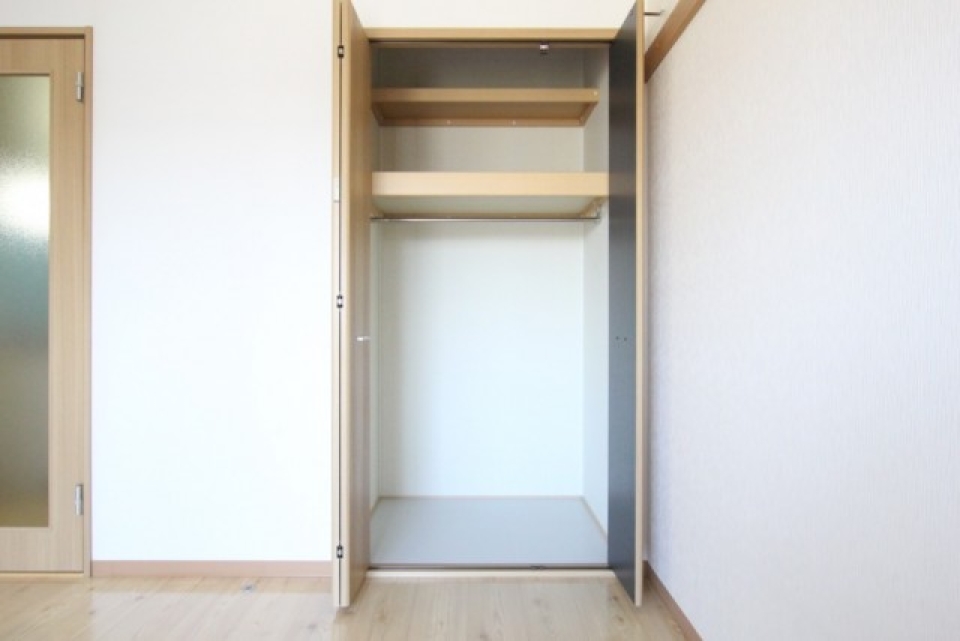 収納はちょいとコンパクトなサイズ。