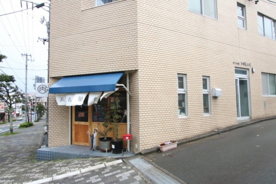1階は、飲食店！「肉」マーク！いいね！