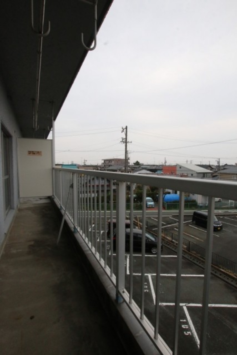 街を見渡すバルコニー。