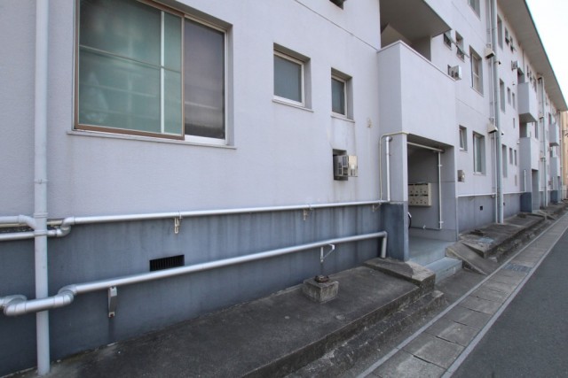 外観の古さは否めません。