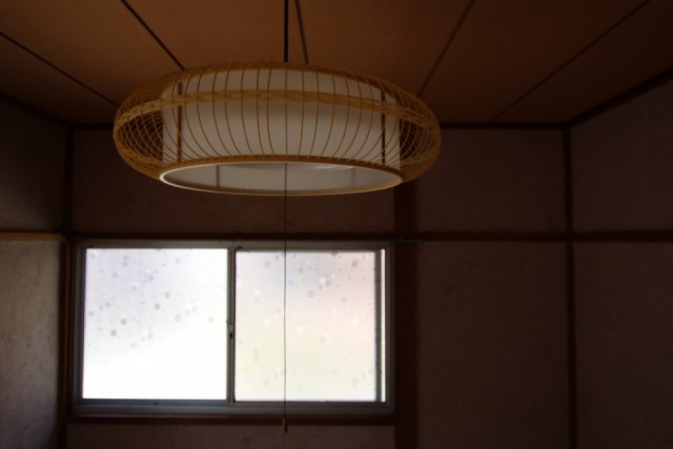 照明は少しお洒落に。