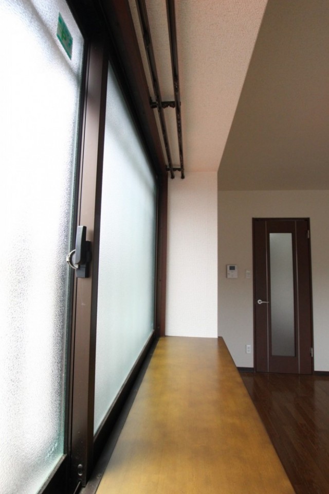 角部屋の特権、出窓