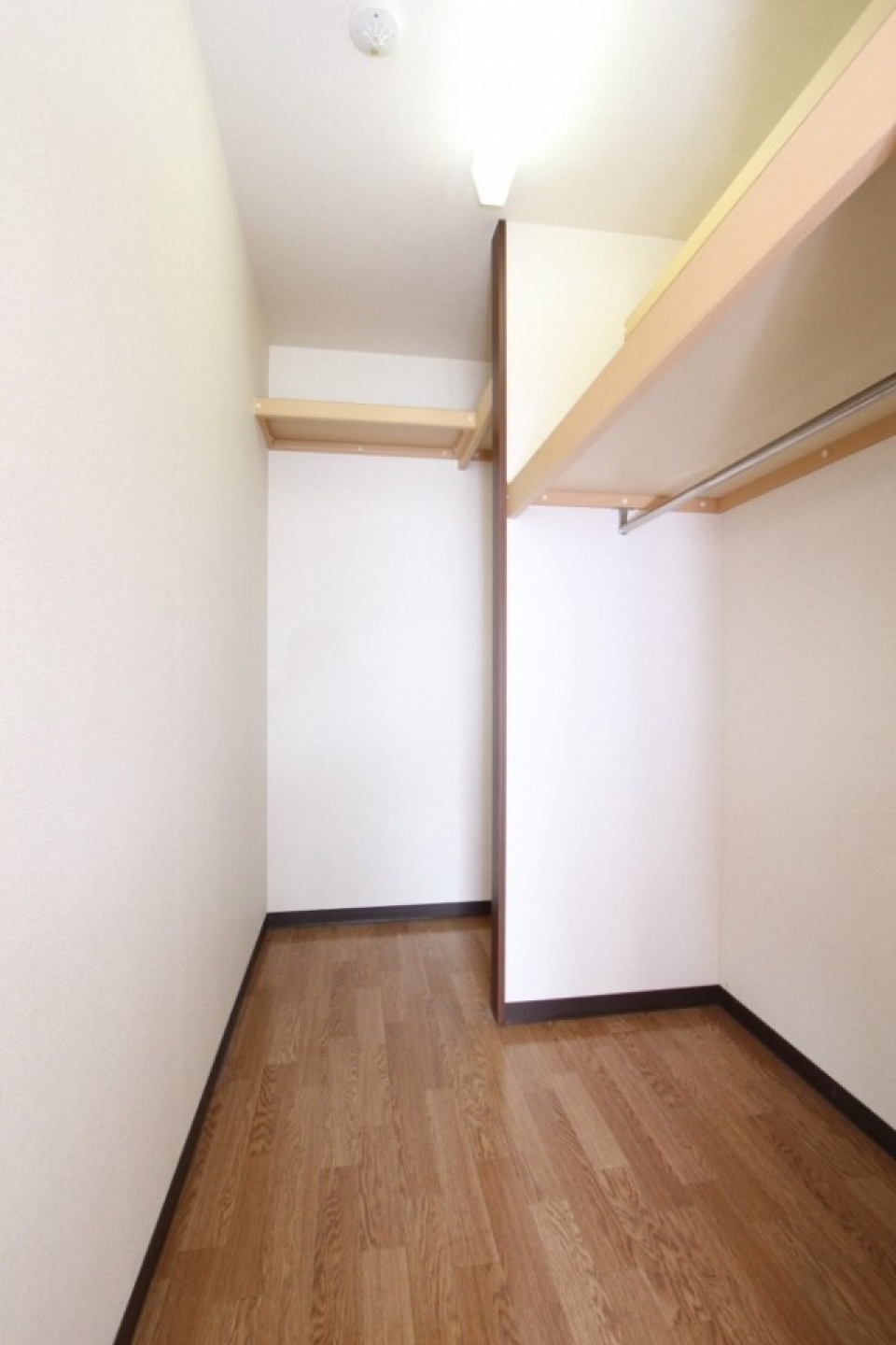クローゼットの奥行は210センチ