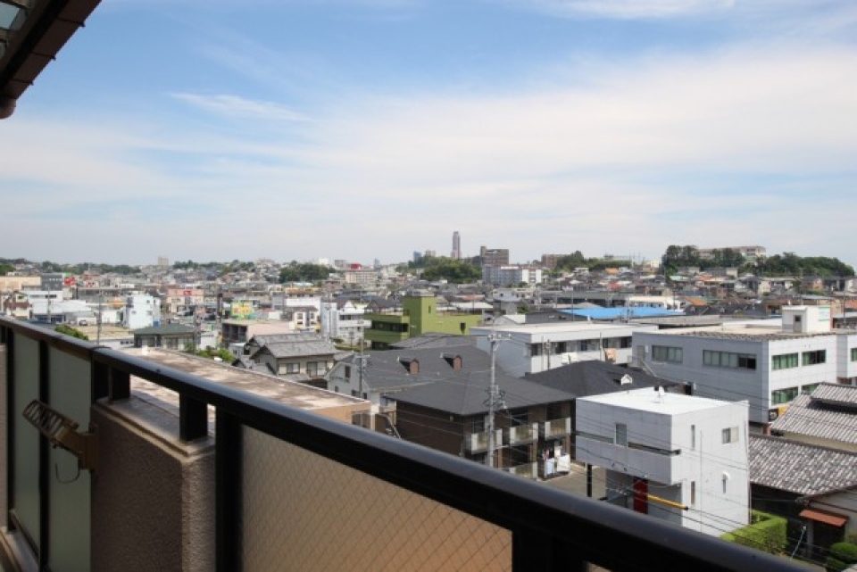 浜松駅方面を見渡すバルコニー