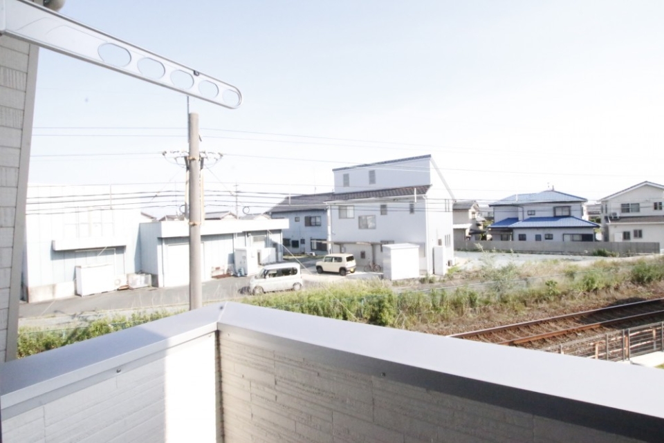 遠鉄の線路がすぐ近くです